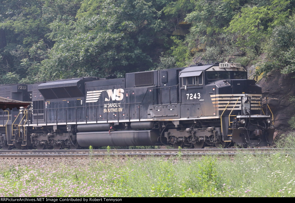 NS 7243